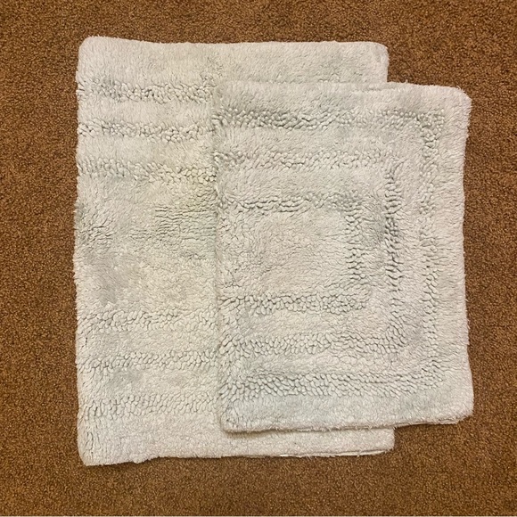 Two Matching Carpets- NOW OR NEVER! - Picture 1 of 8